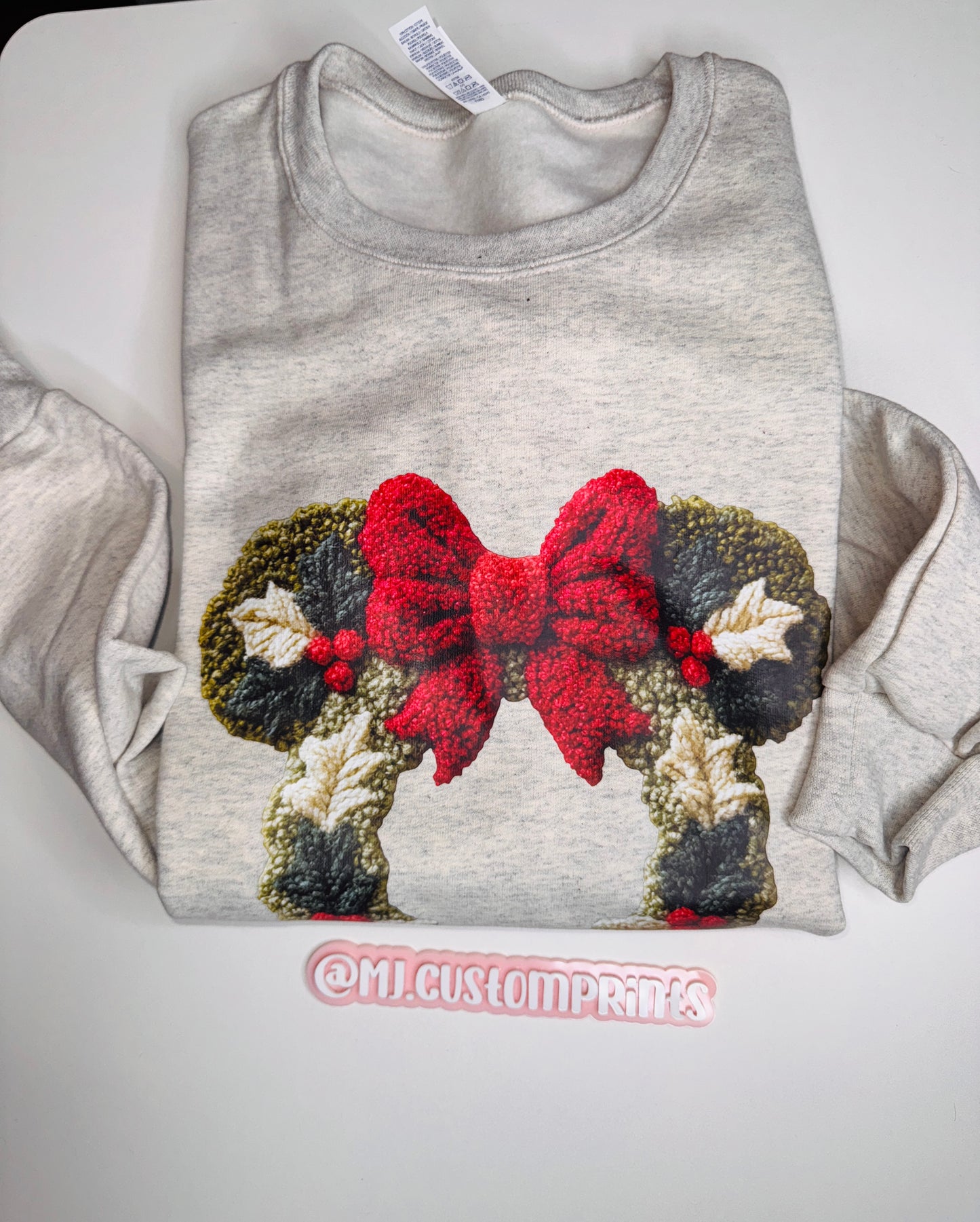 Minnie Christmas Crewneck Size L