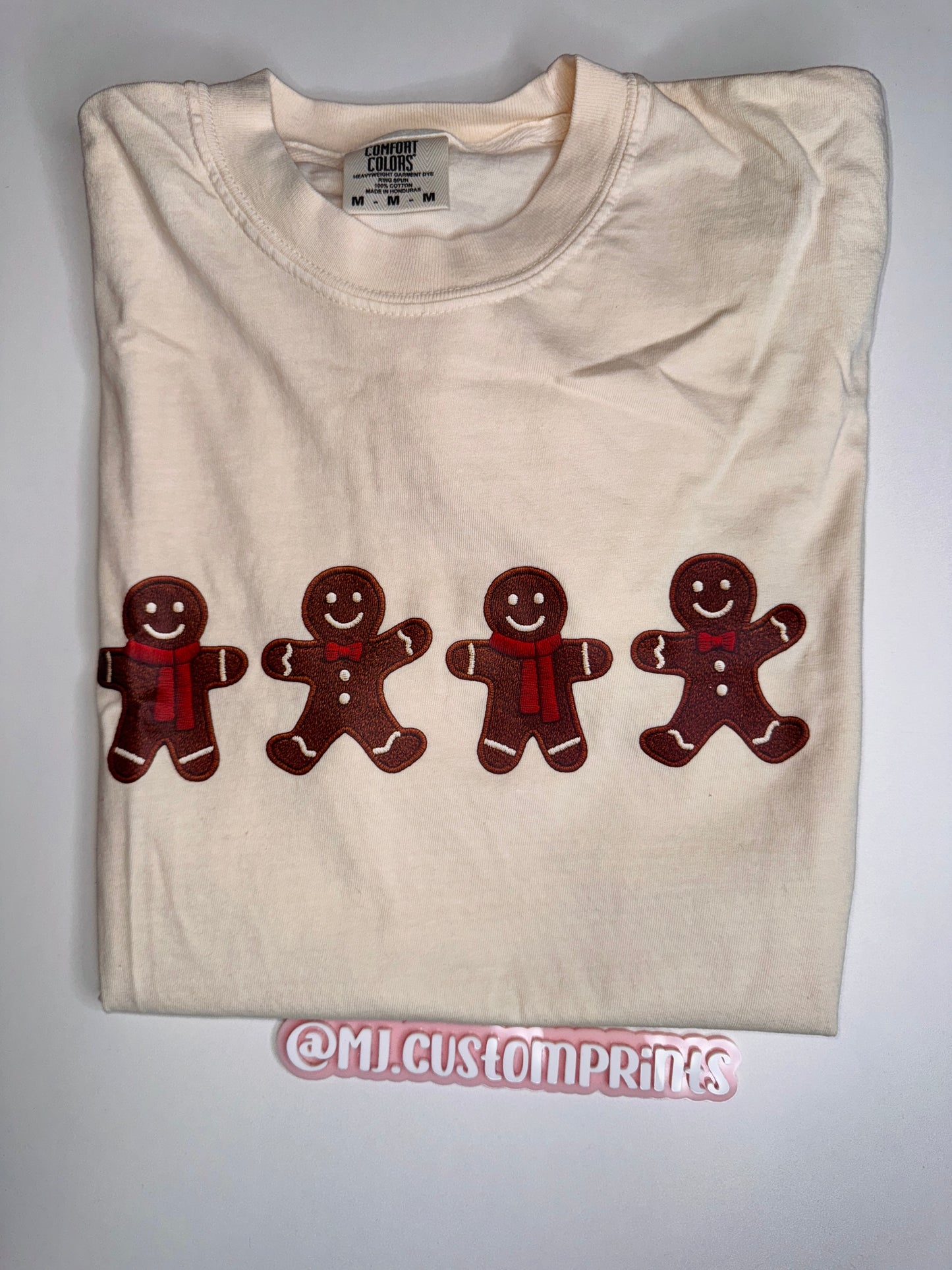 Ginger bread cookies shirt C.C size M